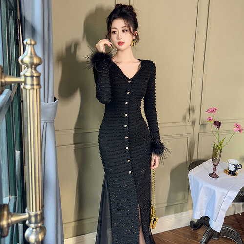 法式赫本风气质连衣裙内搭配大衣