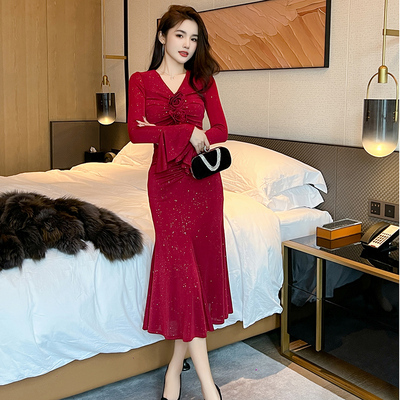 弹力修身质感高级鱼尾连衣裙