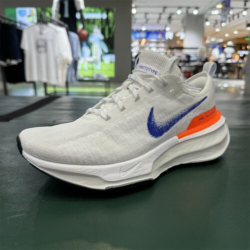 NIKE耐克男跑步鞋轻便透气