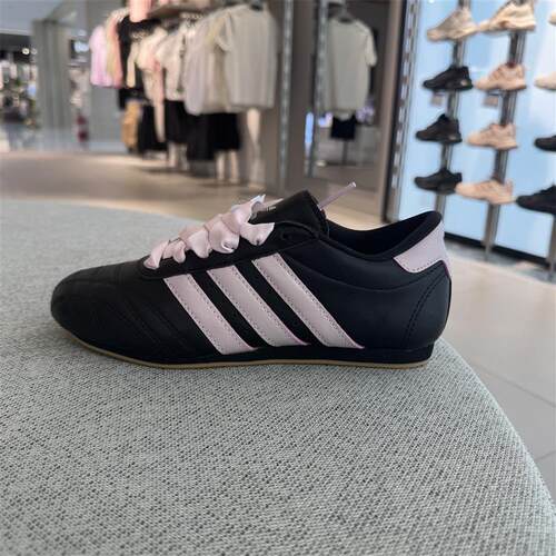 三叶草女鞋adidas TAEKWONDO LACE薄底运动休闲鞋JS1615