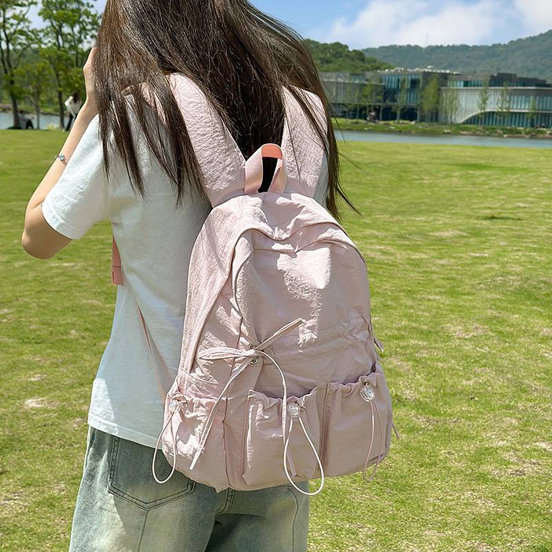大学生书包女韩版休闲户外旅行