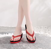 新款 平仙人字拖女鞋 夏季 2020biti’s 防滑夹脚中跟跟坡跟沙滩拖鞋