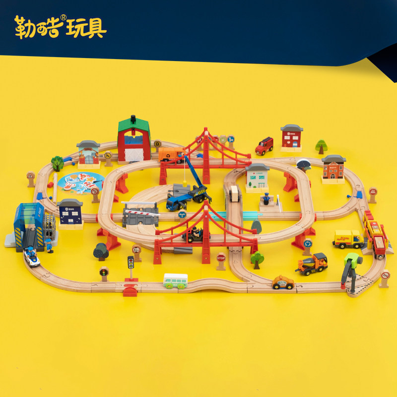 COMPATIBLE BRIO CHILDRENS WOODEN ELECTRIC TRAIN TRACK SET MAGNETIC EDUCATIONAL BUILDING BLOCKS ASSEMBLED TOY BOY