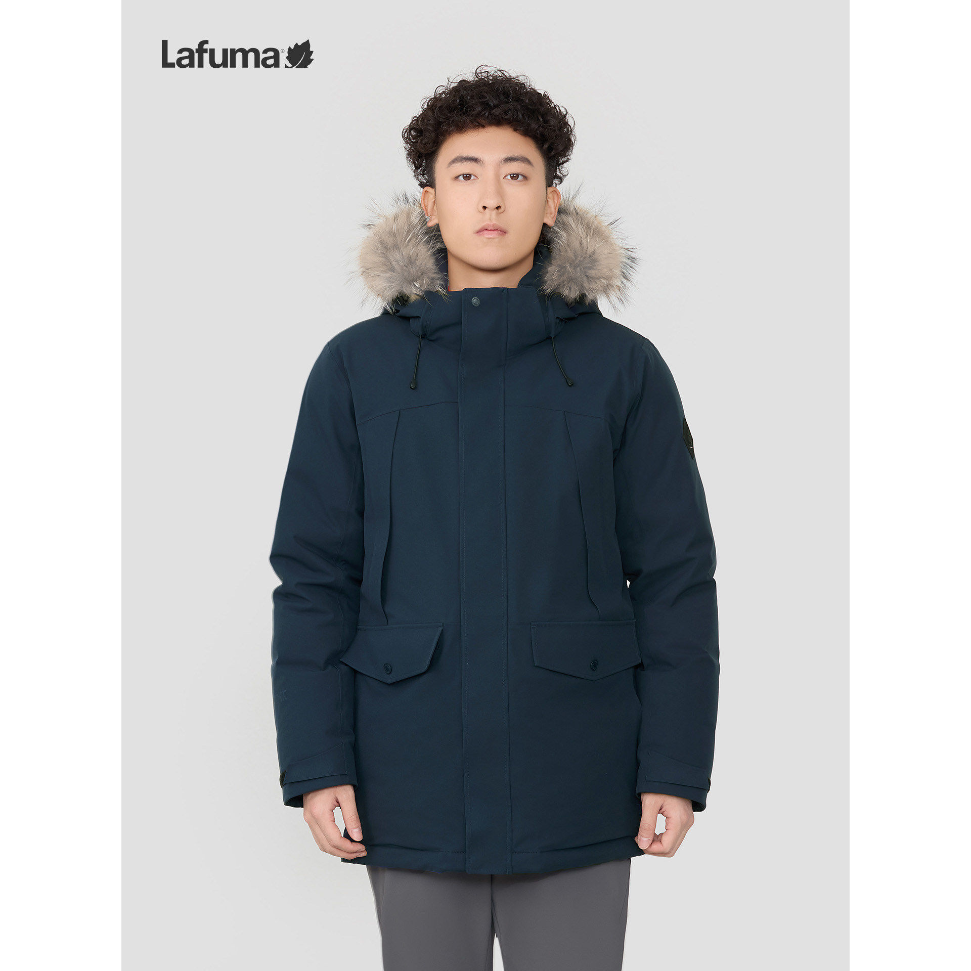 乐飞叶户外防泼水加厚羽绒服