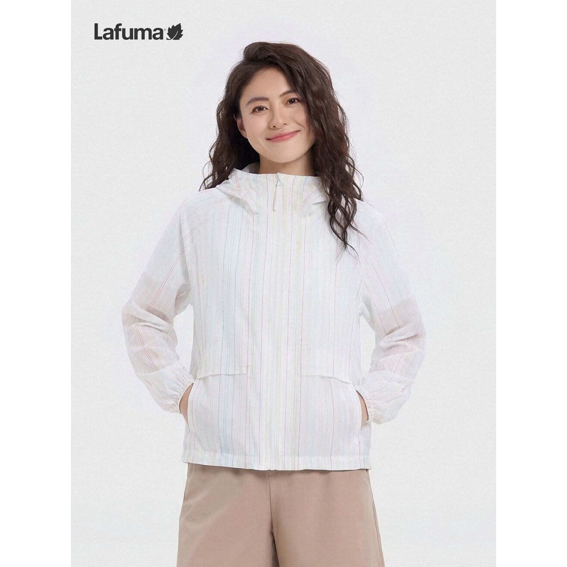 乐飞叶凉感连帽户外风衣女