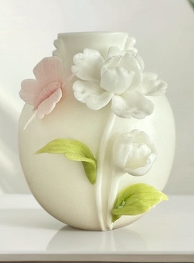 陶瓷摆件手工捏花网红花瓶小口径迷你花瓶花插高颜值家居插花摆件