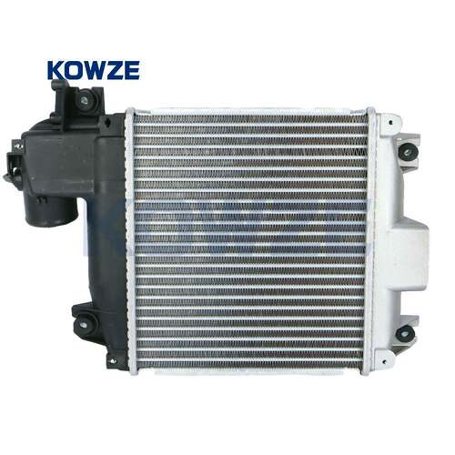 17940-0L030 17940-0L060适用丰田海拉克斯1GR 1KD 2KD中冷散热器