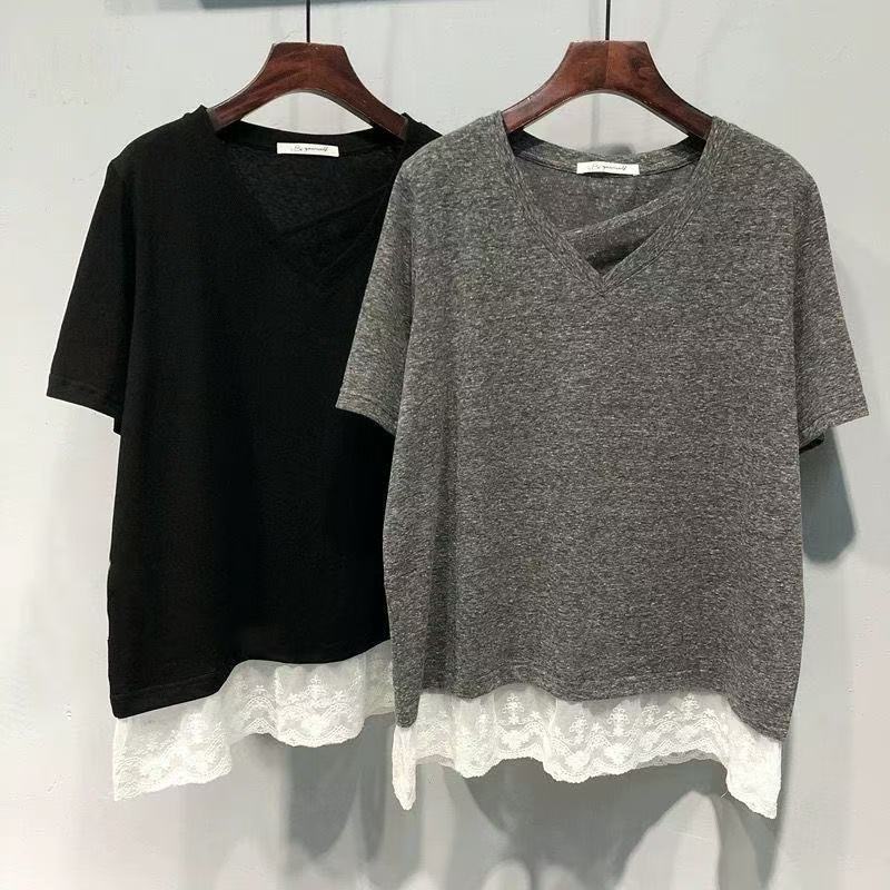 300斤大码韩版V领假两件短袖T恤女夏季拼接蕾丝显瘦遮肉宽松上衣
