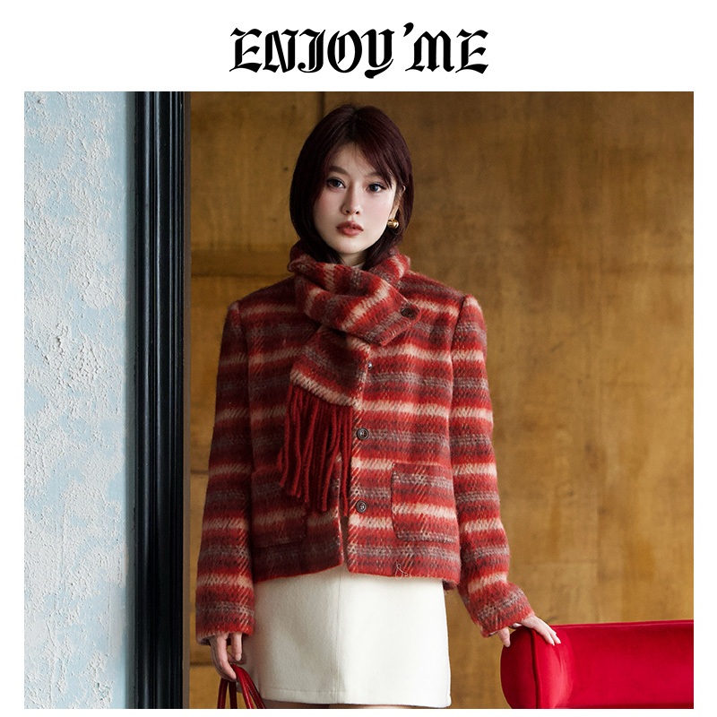 ENJOYME红色小香风羽绒外套