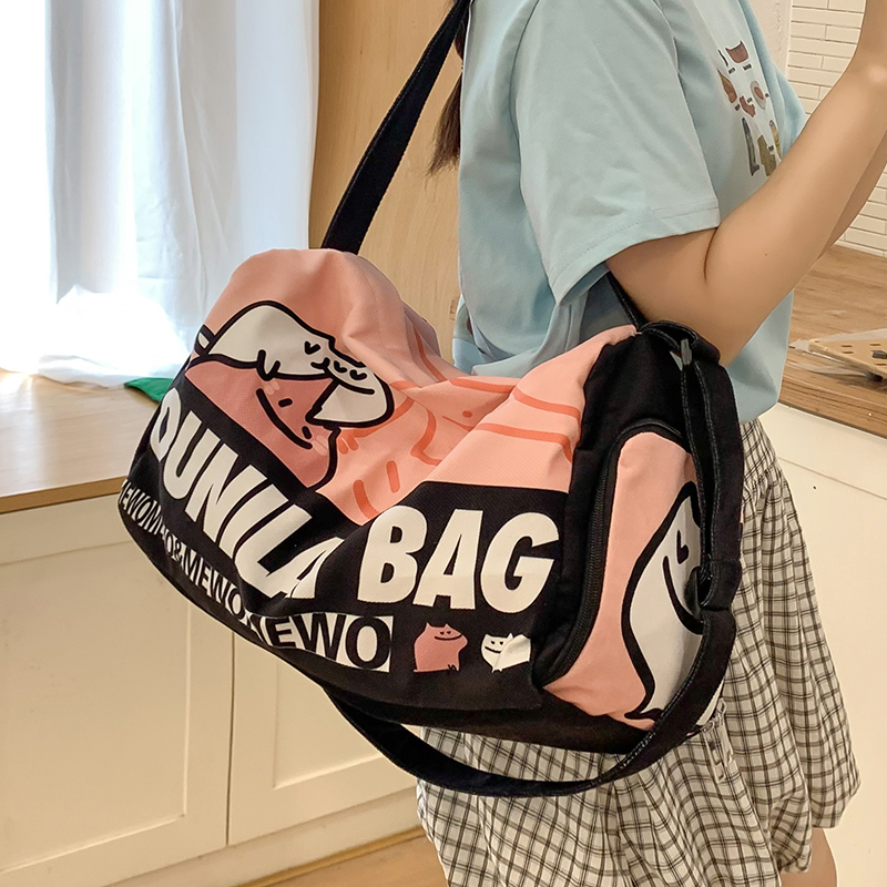 高颜值新款斜挎包时尚通勤大容量单肩休闲旅行包女轻便运动健身包