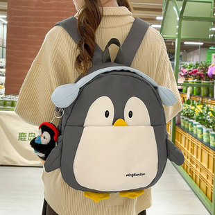 可爱卡通搞怪耳机企鹅小背包高颜值双肩包女学生上课研学出游书包