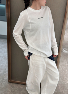 雲華女装 新款 2025秋季 女 韩系百搭简约字母T恤 休闲宽松长袖