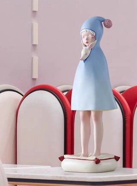 玩偶艺术风新婚轻奢摆件送女友