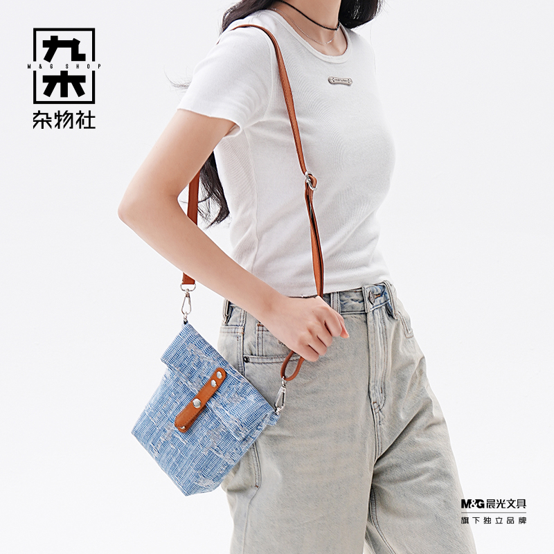 九木杂物社牛仔布斜挎包女大容量包包复古邮差帆布单肩包出行包袋