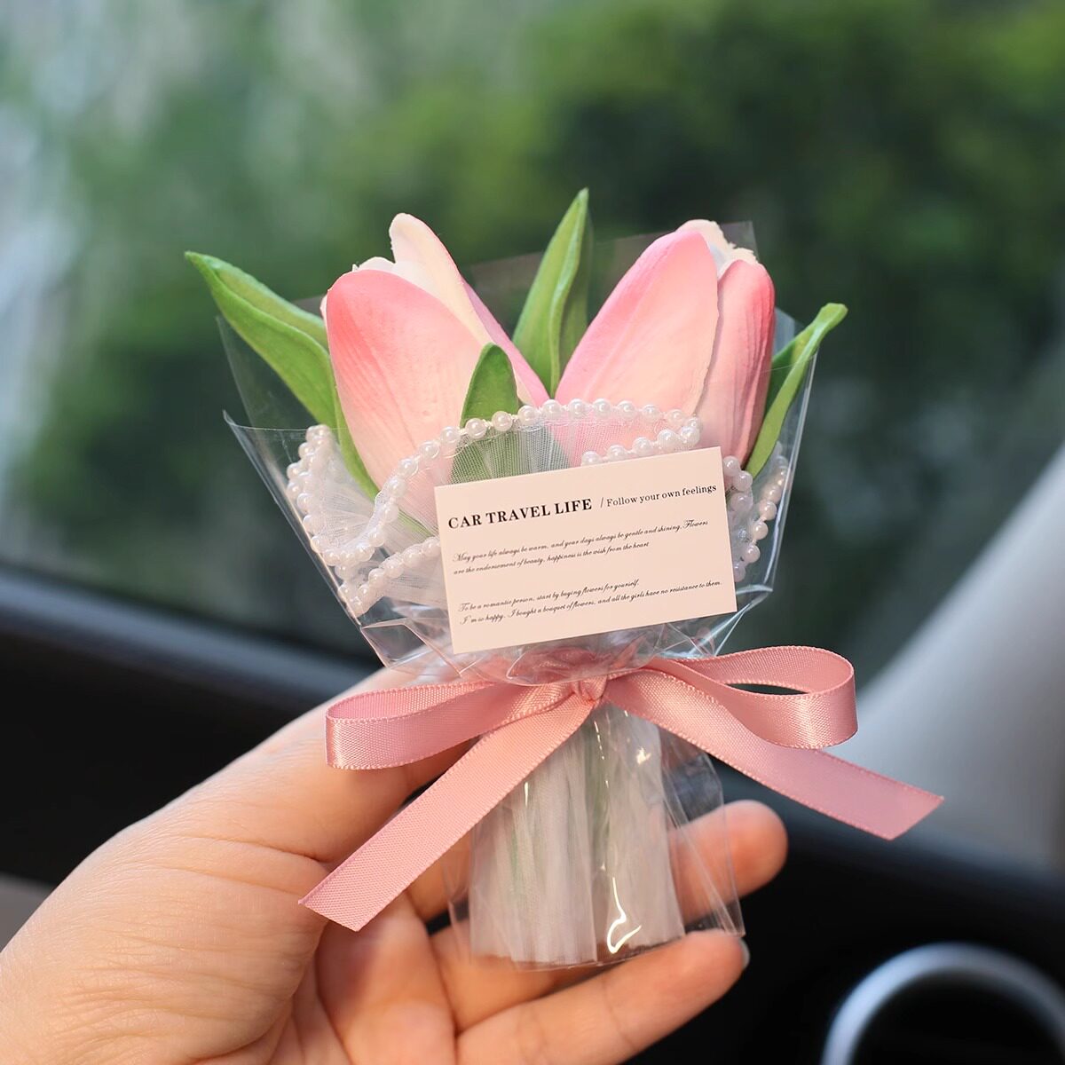 高端郁金香花束汽车香水香薰汽车空调出风口装饰车内优雅饰品摆件