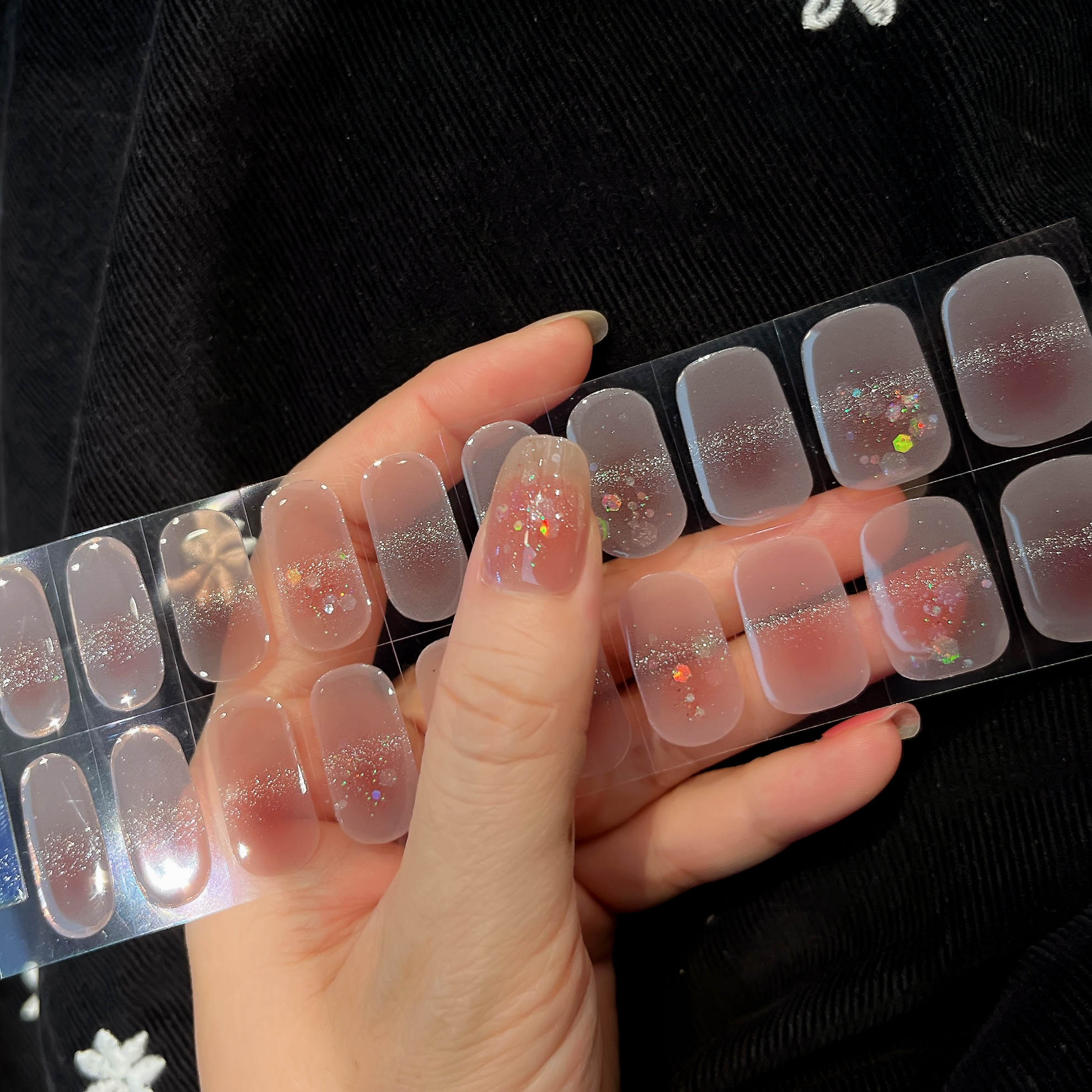 美甲贴纸照灯变硬半固化凝胶甲贴