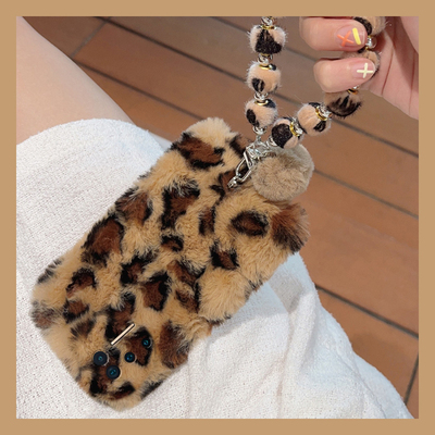 韩系棕色豹纹适用坚果pro3手机壳pro2挂链pro2s日韩r2秋冬季r1硅胶por毛绒毛茸茸全包防摔新款保暖冬天手提软