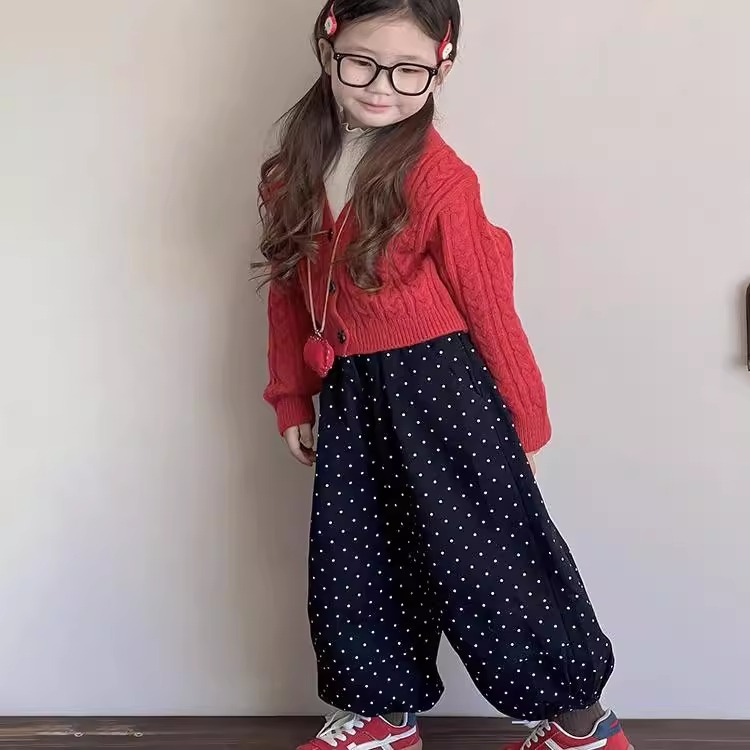 韩版女童2024秋冬氛围感圣诞红麻花毛衣中大童黑色波点工装裤套装