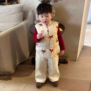 新中式男童26冬季新年战袍杏色锦缎提花旗袍马甲儿童国风立领背心