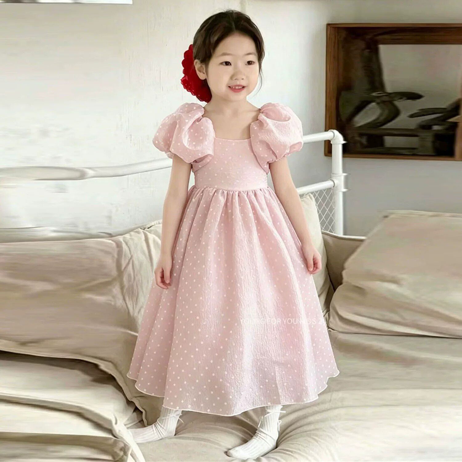 韩版女童2026夏季新款粉色波点泡泡袖连衣裙小女孩甜美蓬蓬公主裙