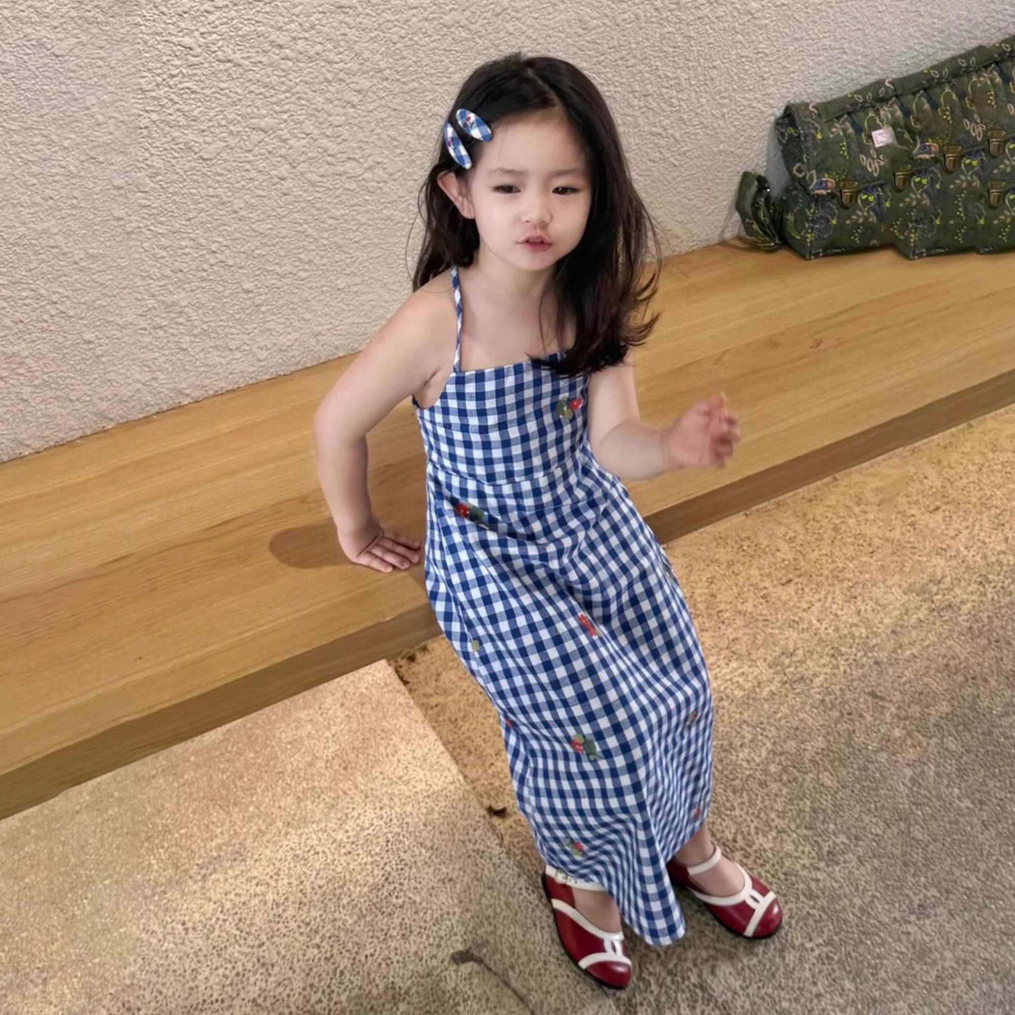 韩版女童甜酷风蓝色格子露背裙