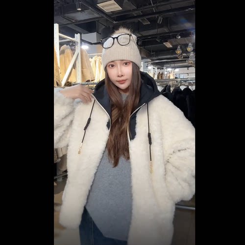 HERDERS 短款连帽纽扣颗粒羊毛皮草外套 257998