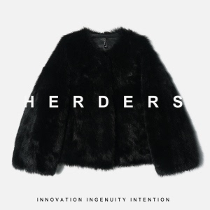 HERDERS “校花羊系列”短款V领皮毛一体外套 52606