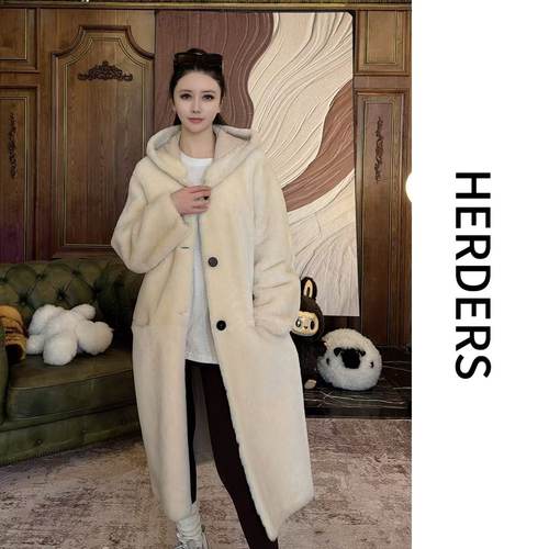 HERDERS  （大白绵羊）黑色潮流时尚皮毛一体外套冬新款 40471