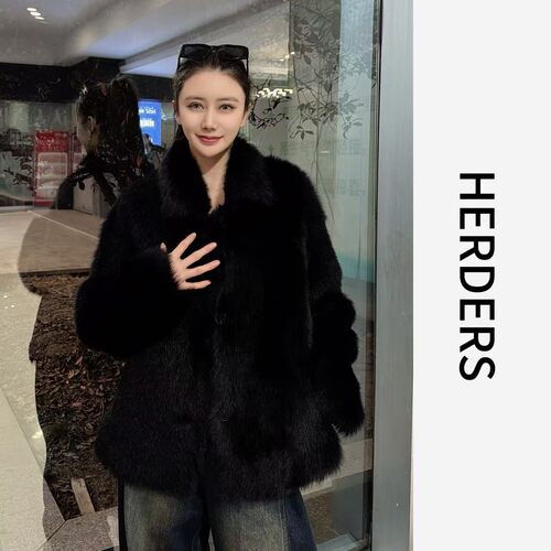 HERDERS 2026“校花羊系列” 短款翻领纽扣纯天然羊皮毛一体52363