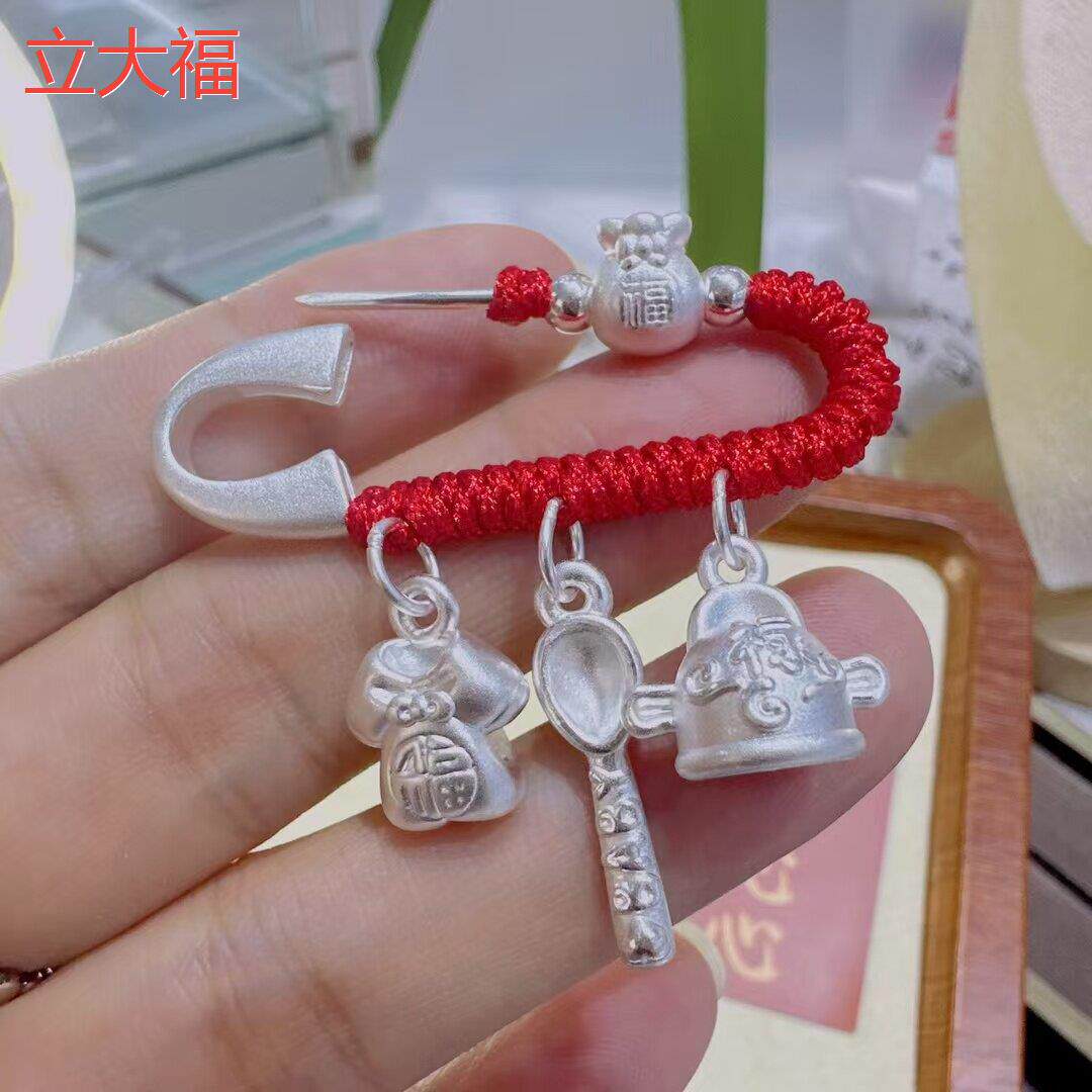 立大福925银别针吉祥三宝
