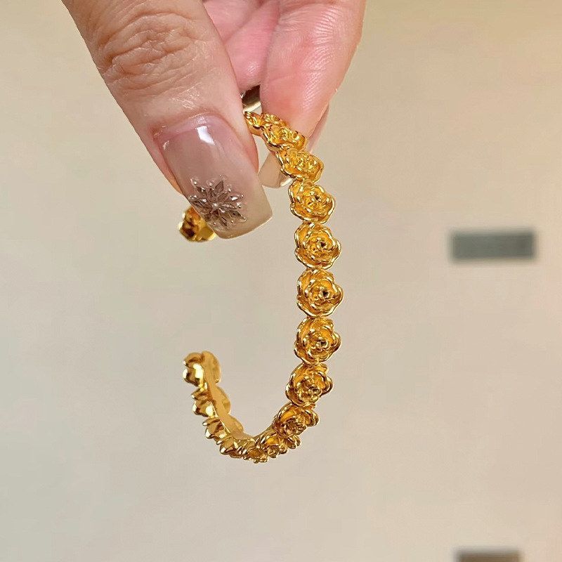 立大福轻奢复古越南沙金