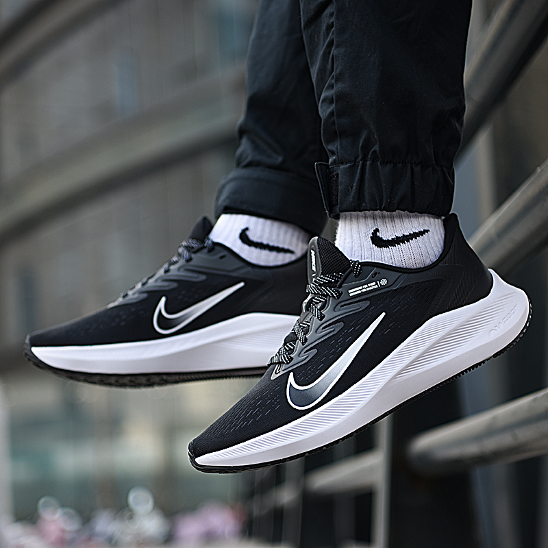 潮流跑步鞋Nike耐克2022新款zoom