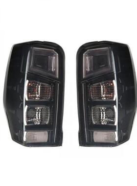 适用于2022款三菱L200Mitsubishi烟灰色尾灯后尾灯taillamp