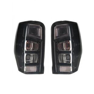 适用于2022款三菱L200Mitsubishi烟灰色尾灯后尾灯taillamp