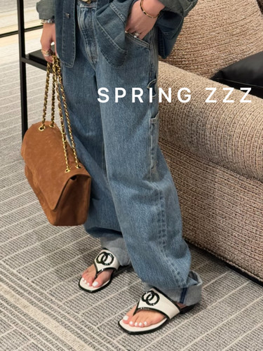 【Spring zzz】 2026夏季 漆皮拼小羊皮方头夹趾拖鞋平底人字拖鞋