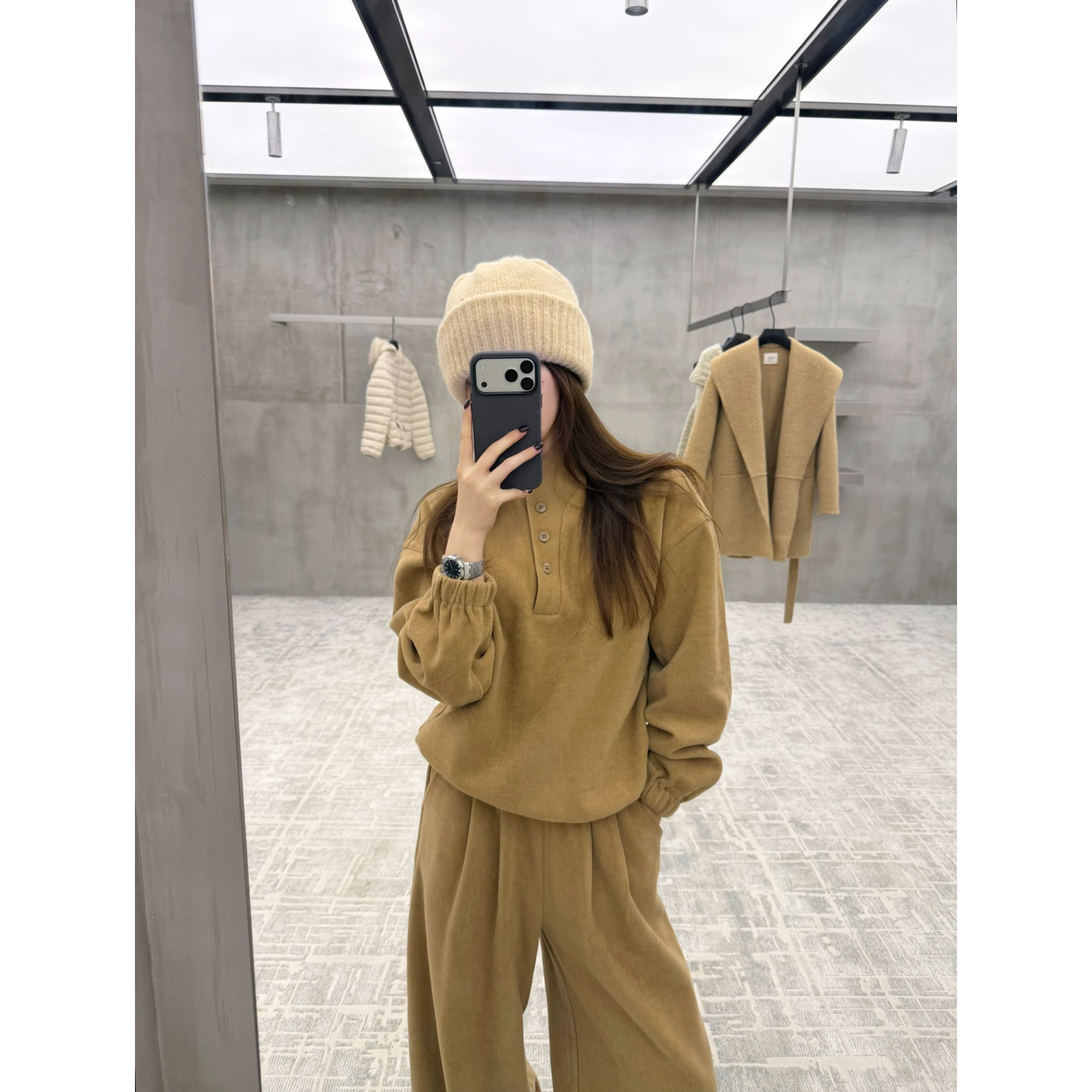 EASE-慵懒半高领纽扣超显瘦百搭设计款卫衣(叠穿外穿都超级好看)