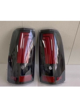 适用于2003-2006款Chevy Silverado GMC Sierra 1500 LED尾灯