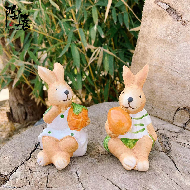 红陶瓷摆件户外庭院开春天院子美式出口外贸多肉种花手绘兔子动物