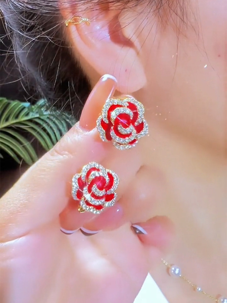 气质简约山茶花红色耳钉女新款爆款潮轻奢高级感耳环精致银针耳饰