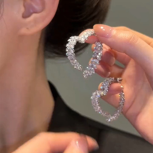 气质轻奢穗穗平安爱心耳环女