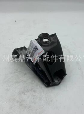 48829-60080适用于丰田兰德酷路泽LANDCRUISER左平衡杆支架