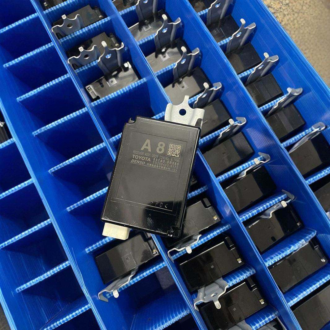 897A0-0R080适用于荣放RAV4威兰达遥控接收器 胎压与遥控接收盒A8