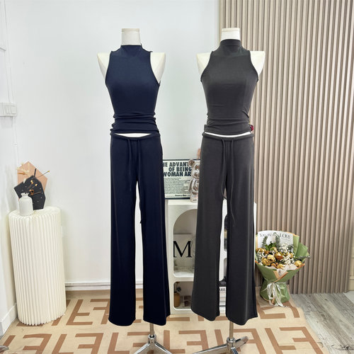 SUNONEONE 285g半高领设计感休闲针织套装女春吊带背心裤子两件套