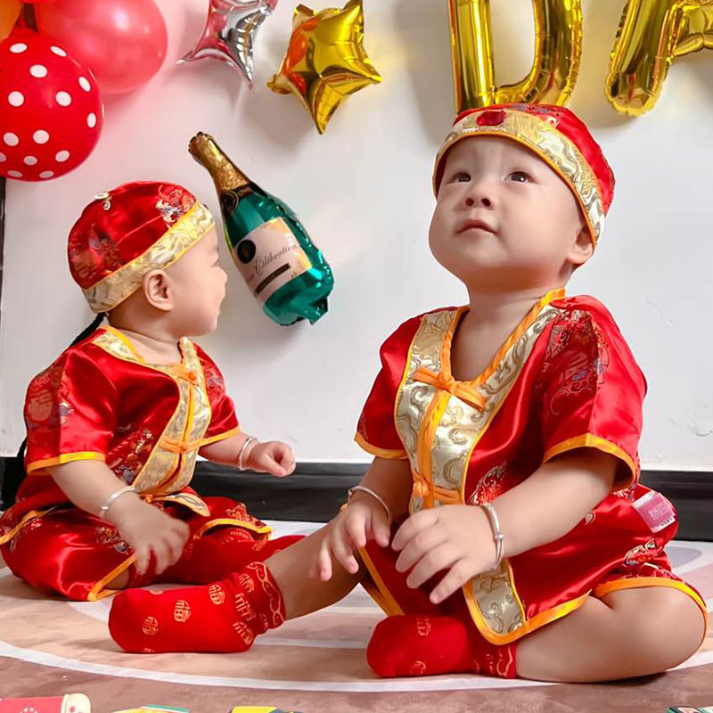 夏季宝宝抓周礼服婴儿薄款短袖图片