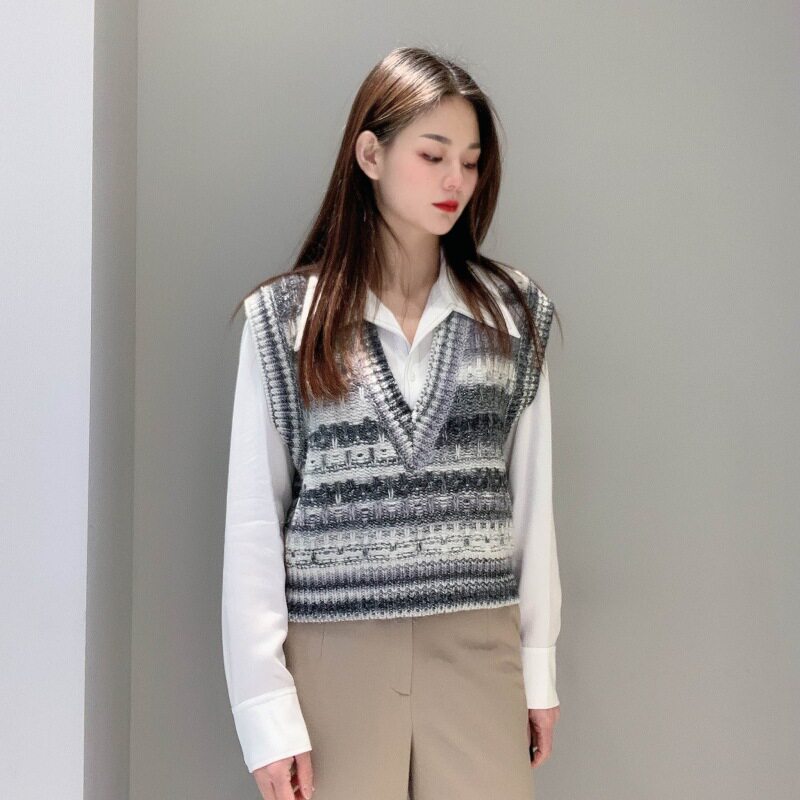 麦檬 女士条纹V领针织衫5D2830471图片