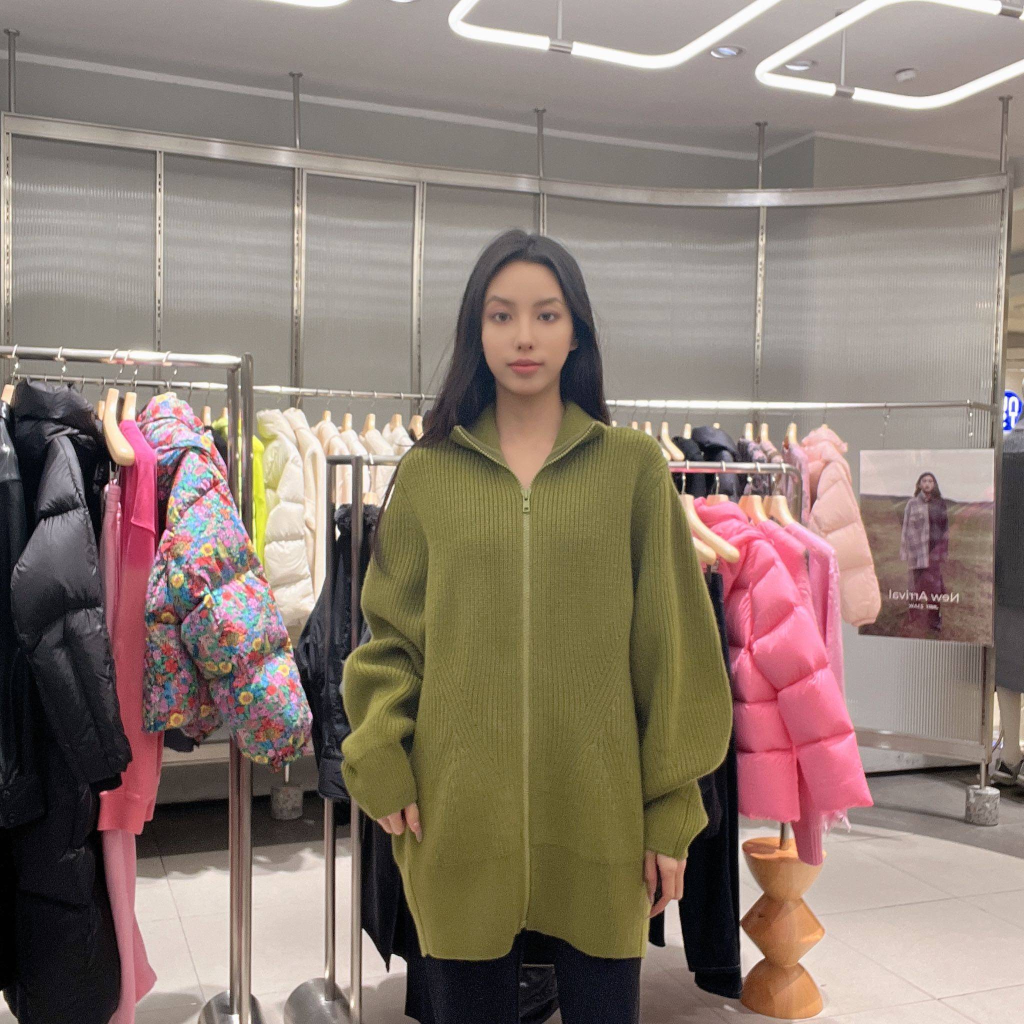 江南布衣女士时尚简约中长款开襟毛衫5N0312580