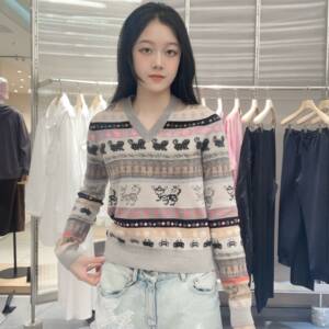 JNBY/江南布衣24秋针织衫V领提花毛衣5O9314350