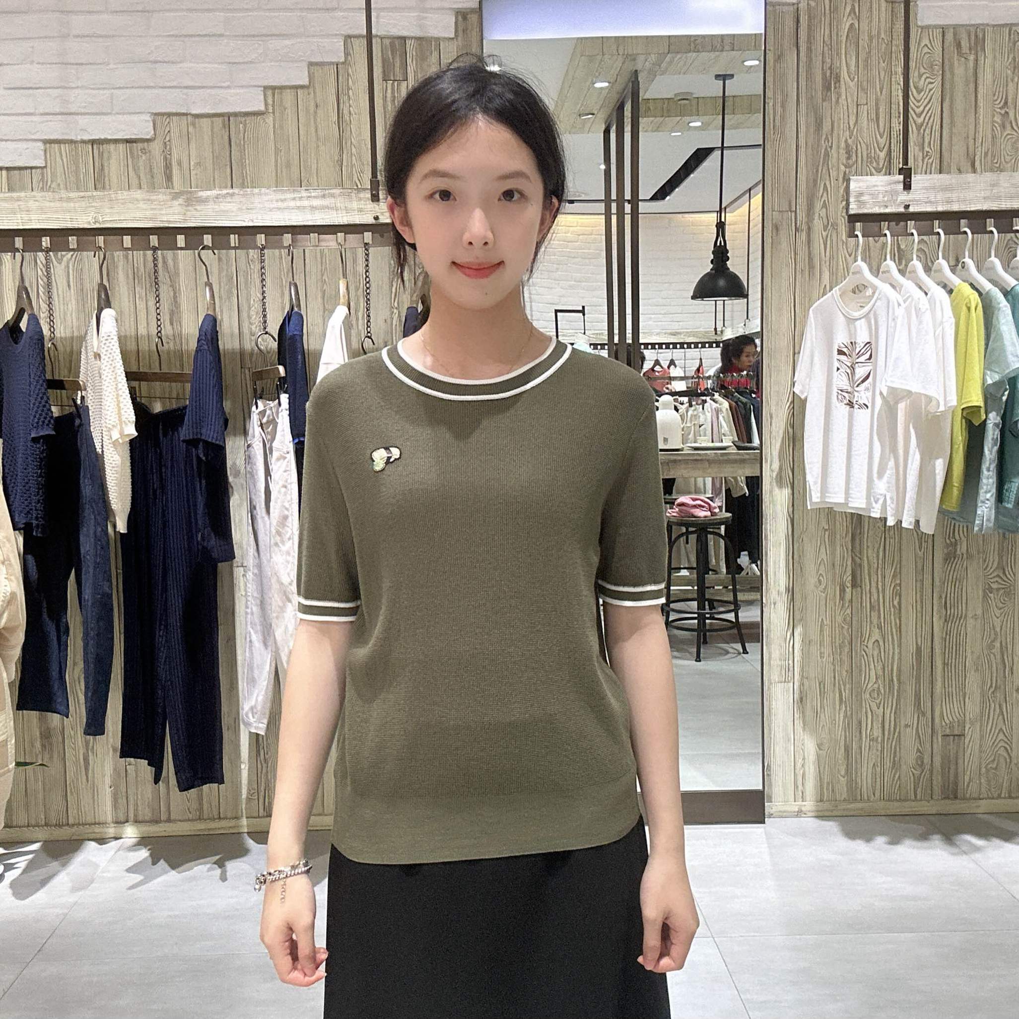 LanaFaY啦娜菲女士时尚简约针织衫L4X815