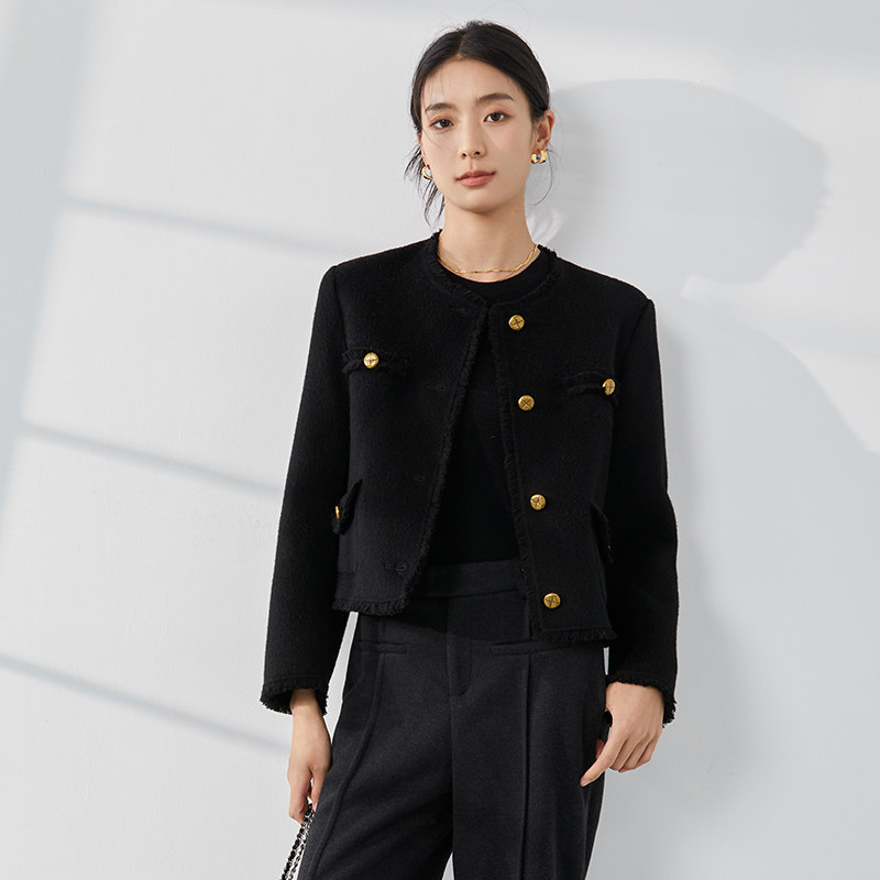 【曼&middot;贝】时尚短款小香风毛呢外套8384002