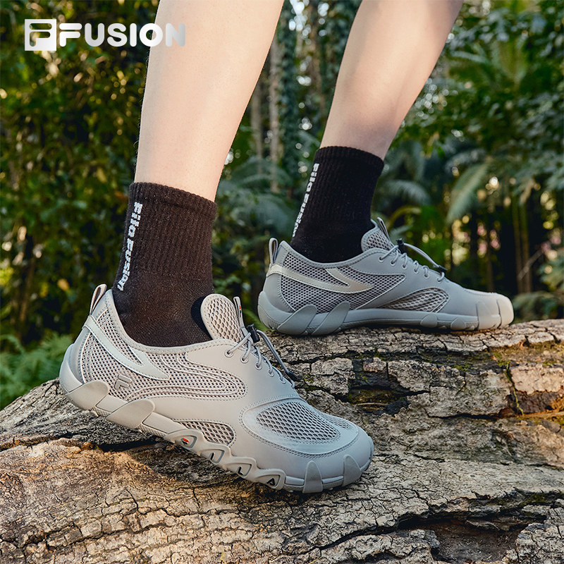 FILA FUSION 斐乐女鞋赤足鞋2026夏季新款网面运动鞋T12M621519F